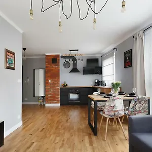 Short Apartment